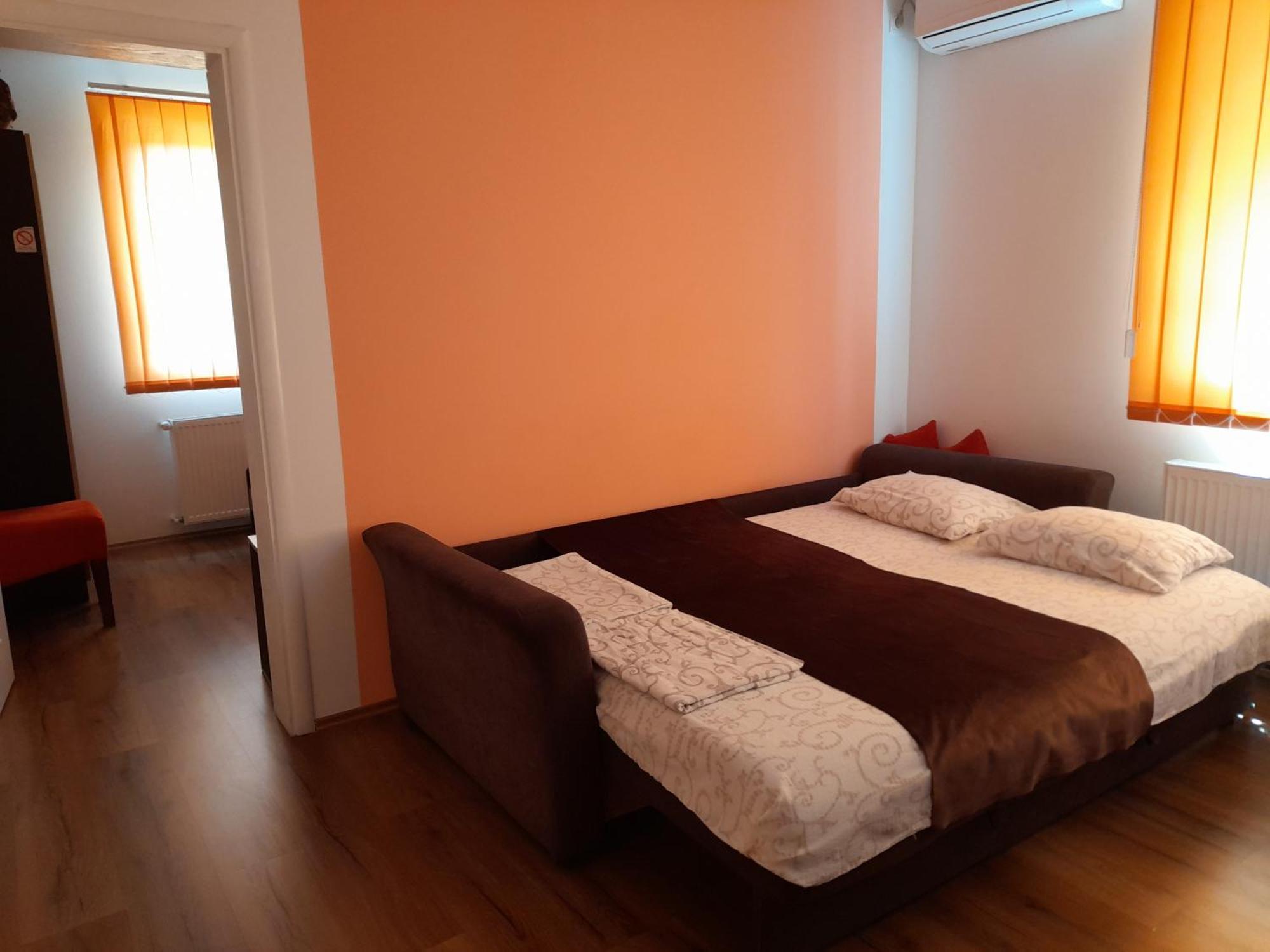 Kety Apartments 克拉古耶瓦茨 客房 照片