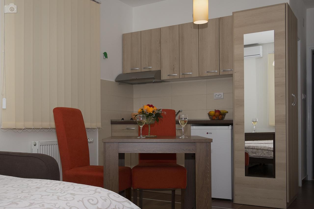 Kety Apartments 克拉古耶瓦茨 外观 照片